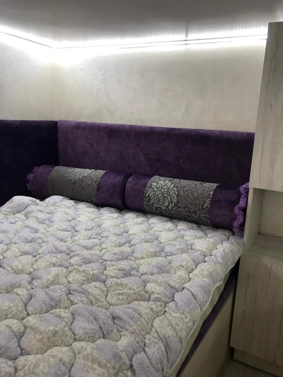 Newtone Apartment Černivci Esterno foto