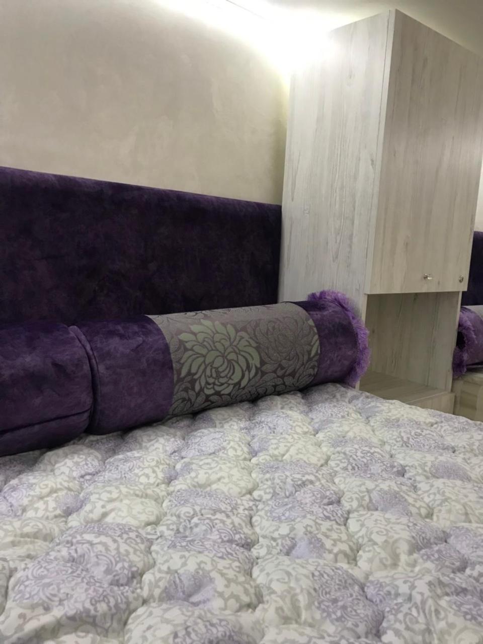 Newtone Apartment Černivci Esterno foto